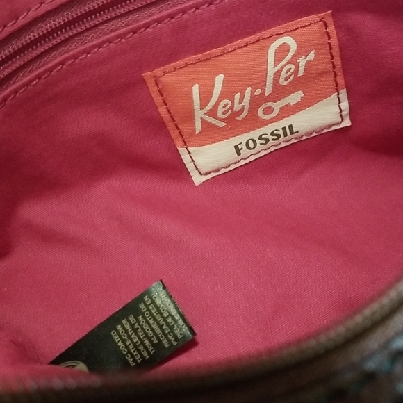 FOSSIL PVC COATED CROSSBODY - Picture 3 of 10